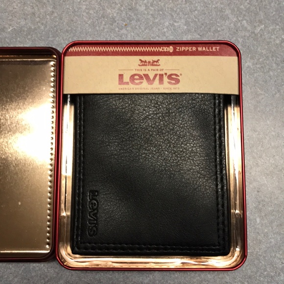 Levi Strauss Wallet - Picture 2 of 3